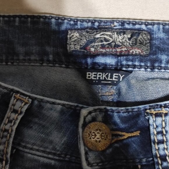 Silver Jeans Berkley women's sz W26/L34 washed blue colour skinny straight leg - Picture 6 of 13